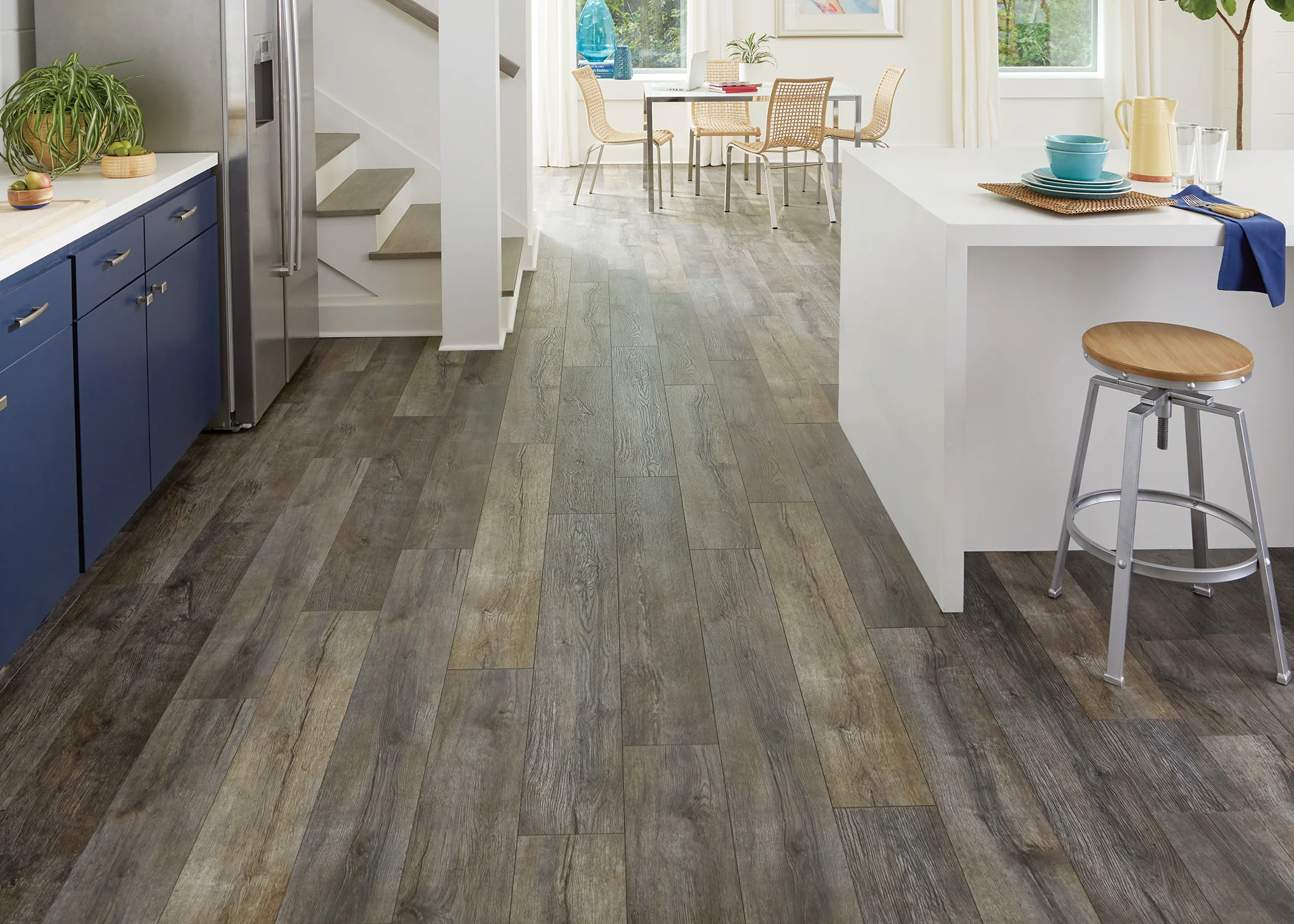 12mm Shadow Sail Oak Water-Resistant Laminate Flooring - Sample - Image 2