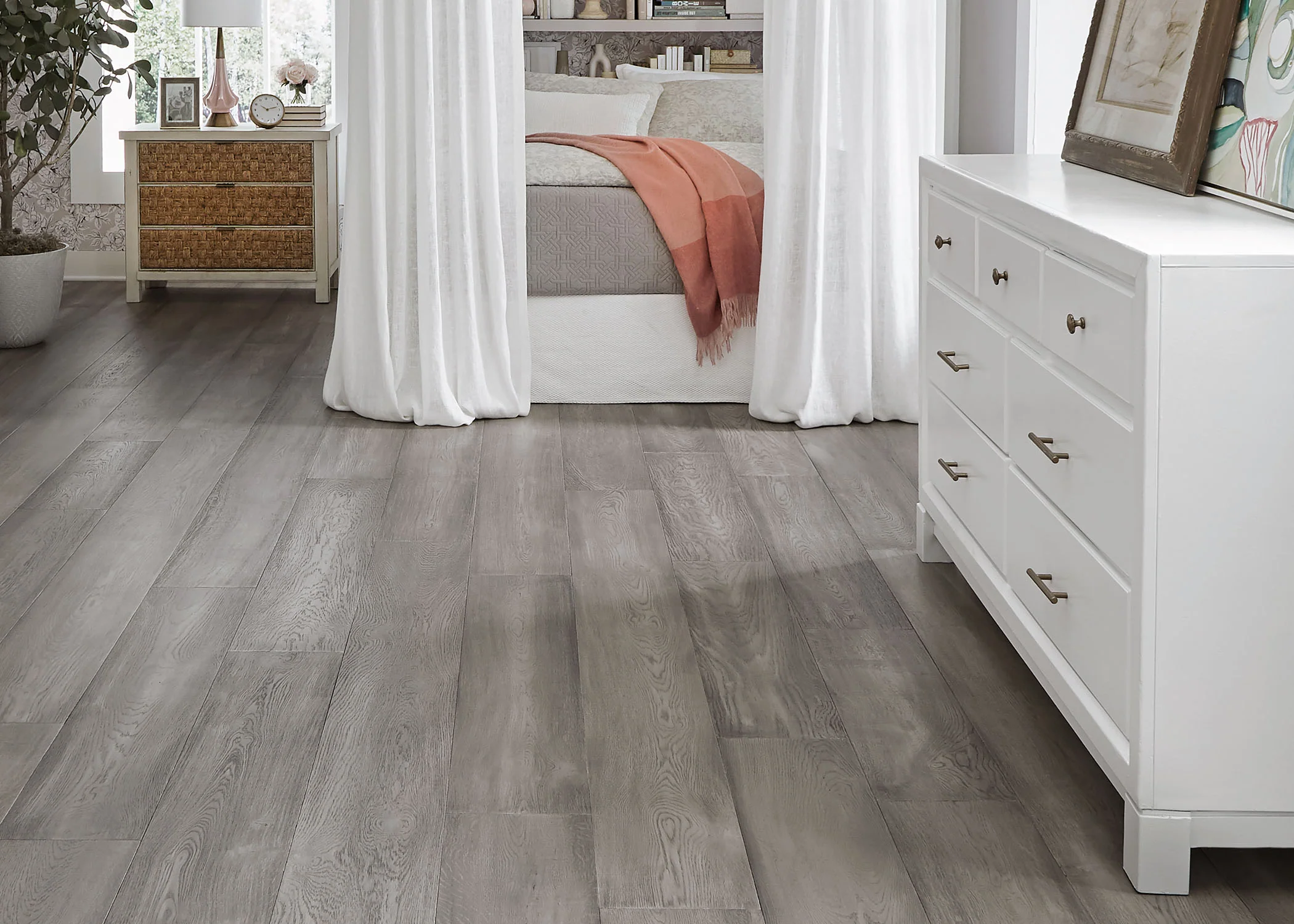 5/8 in. Captiva Beach White Oak Distressed Engineered Hardwood Flooring 9.5 in. Wide - Image 4